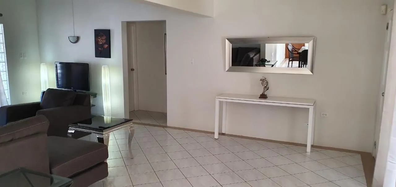 Tanki Leendert Palm Beach Vacation Villa