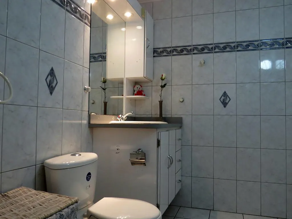 Tanki Leendert Palm Beach Vacation Villa