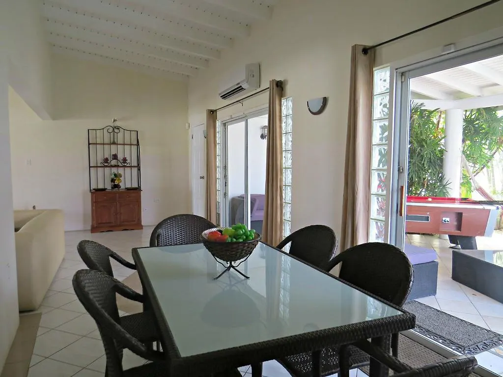 Tanki Leendert Palm Beach Vacation Villa