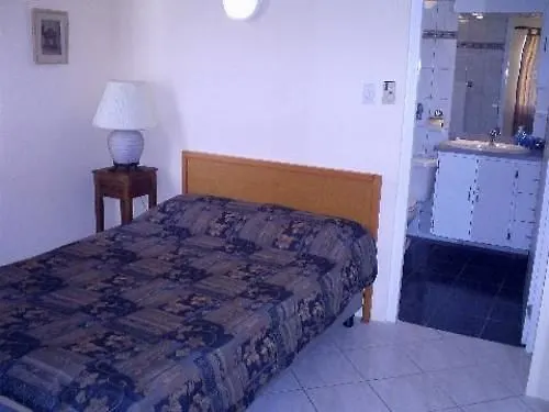 Tanki Leendert Palm Beach Vacation Villa ארובה